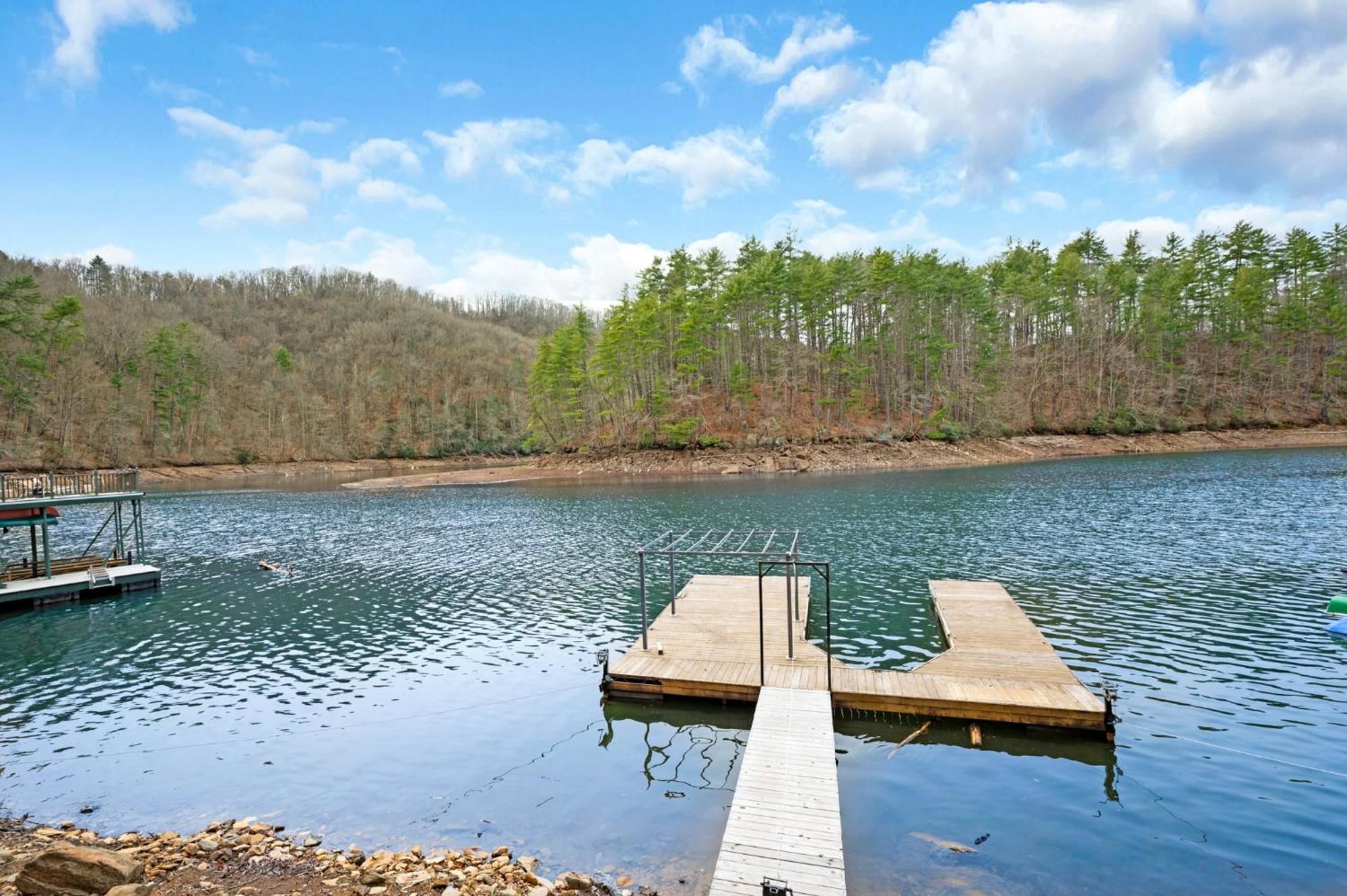 Around The Bend - Lake Blue Ridge Extérieur photo